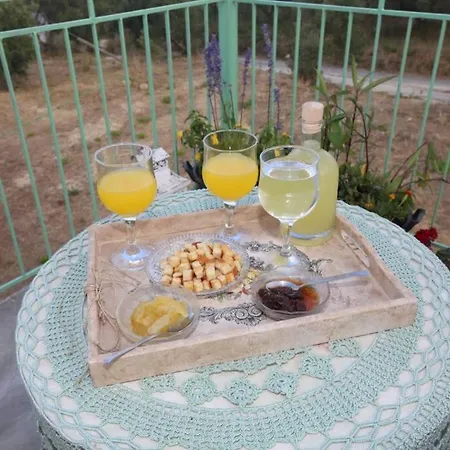 Holiday home Kalamakia House-stylish Near Petani Beach