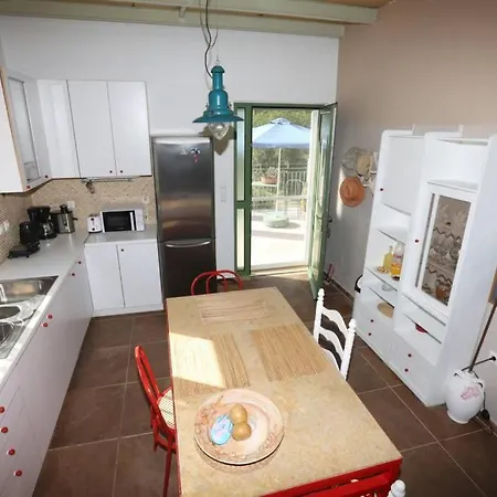 Kalamakia House-stylish Near Petani Beach * Lixouri