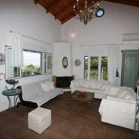 Kalamakia House-stylish Near Petani Beach Holiday home